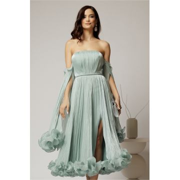 Rochie de seara verde mint cu volanase din voal cu pelicula si maneci detasabile