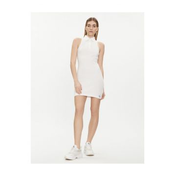 Rochie de vara dama  ecru - 2 caracteristici reprezentative