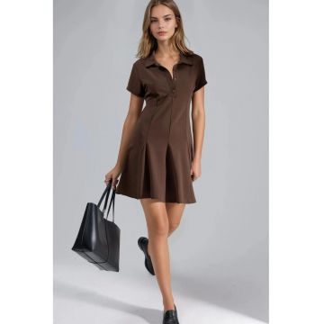 Rochie midi  din crep - cu guler tip camasa - maro - cu nasturi