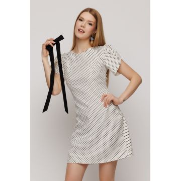 Rochie cu buline damă evazată elegantă