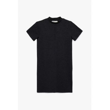 Rochie elastica cu guler scurt - Negru