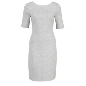 Rochie uni cu decolteu rotund -