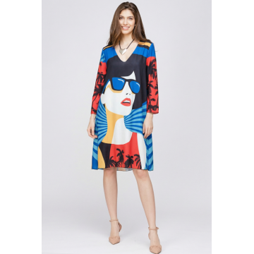 Rochie A-line cu imprimeu grafic artistic si croi lejer