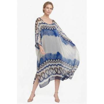 Rochie lunga dama din matase vaporoasa, croi lejer oversize tip kaftan, imprimeu artistic in nuante de albastru si bej
