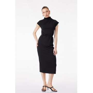 Rochie midi cu maneci scurte - Negru