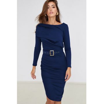 Rochie midi evazata cu o curea Classy