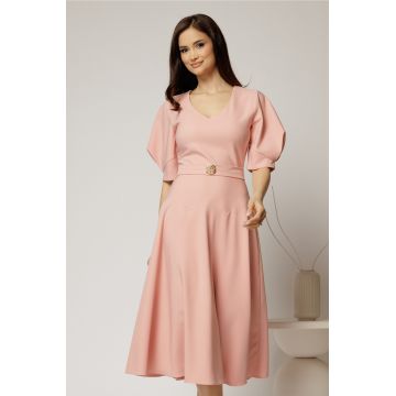 Rochie midi roz eleganta cu fusta clos, decolteu adanc in V si maneci bufante