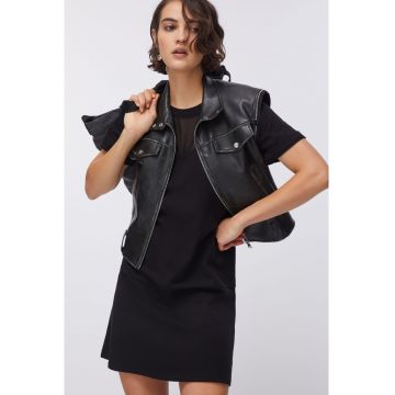 Rochie mini cu croiala dreapta si insertie din plasa - Negru