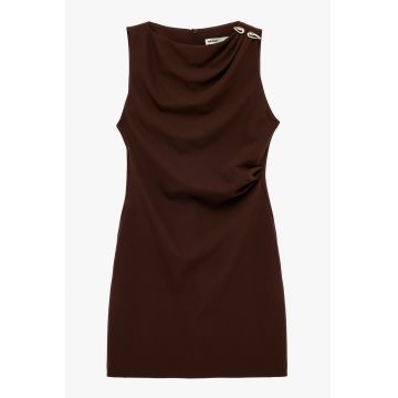 Rochie mini fara maneci cu drapaj frontal - Maro inchis