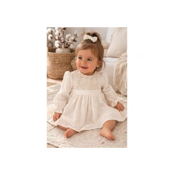 Rochita bebe fetite eleganta ivoire cu dantela maneca lunga din muselina