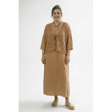 Compleu rochie lunga din in cu blazer dantelat si croi lejer boem elegant, camel