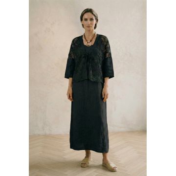 Compleu rochie lunga din in cu blazer dantelat si croi lejer boem elegant , neagra