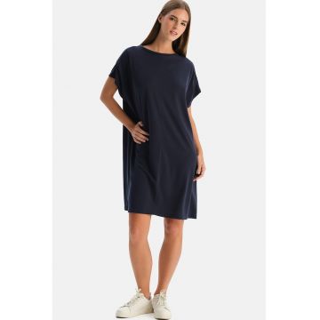 Rochie cu croiala dreapta si model uni - Bleumarin