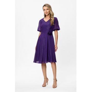 Rochie evazata cu maneci bufante semi-transparente si aplicatie florala Alison - Violet