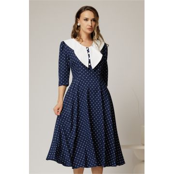 Rochie midi bleumarin cu buline si guler amplu croi clos