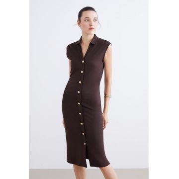 Rochie midi fara maneci cu nasturi