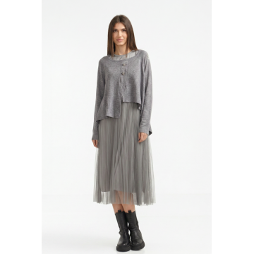 Rochie suprapusa din tulle  cu puloveras cu nasturi metalici gri