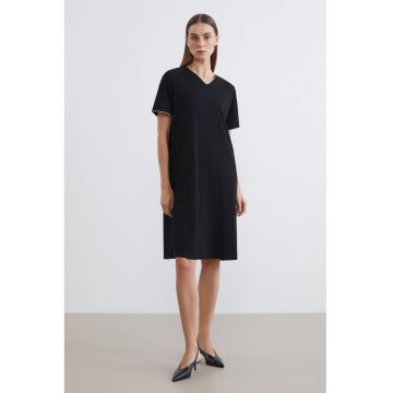 Rochie lejera cu decolteu in V - Negru