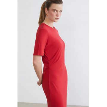 Rochie midi cu croiala cambrata si slit lateral - Rosu
