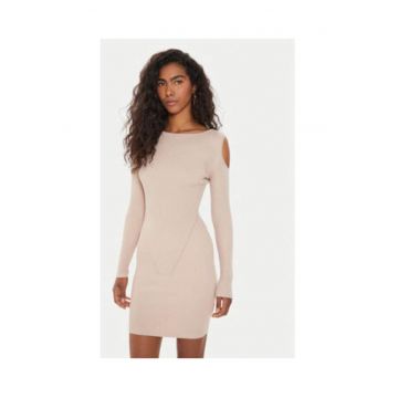 Rochie tricotata cu maneci lungi