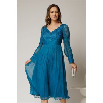 Rochie turcoaz de seara din matase naturala cu broderie la bust