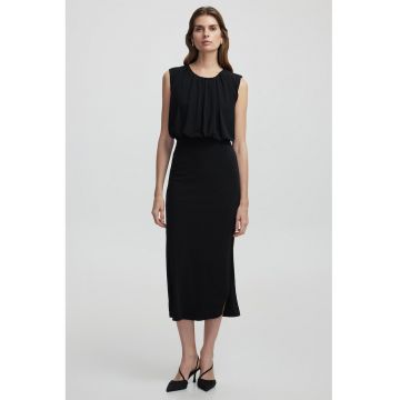 Rochie cambrata cu slit lateral - Negru