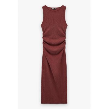 Rochie midi cu aspect stralucitor - Rosu stins