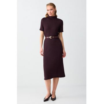 Rochie midi cu croiala dreapta - Maro inchis