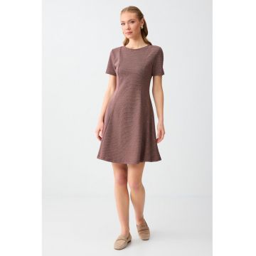 Rochie slim fit evazata - Rosu stins