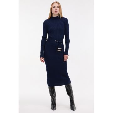 Rochie midi tricotata si cambrata - Albastru ultramarin