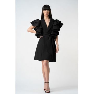 Rochie sacou cu volane supradimensionate