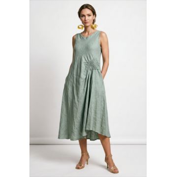 Rochie midi, asimetrica, din in, cu croiala ampla A-line si detaliu drapat, verde salvie