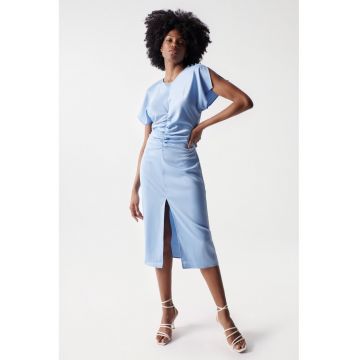- Rochie midi cu slit frontal