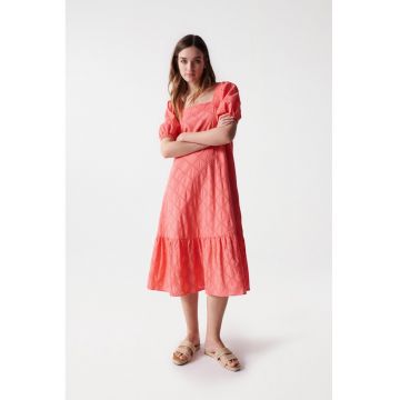 Rochie midi evazata cu model brodat