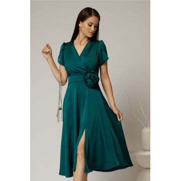 Rochie midi verde de ocazie cu decolteu petrecut si maneci tip lalea