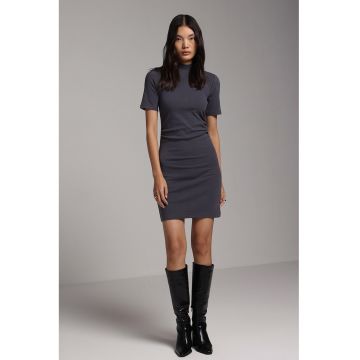 Rochie scurta slim fit cu volane laterale - Violet