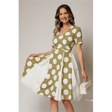 Rochie DY Fashion verde cu buline mari si pliuri ample in contrast
