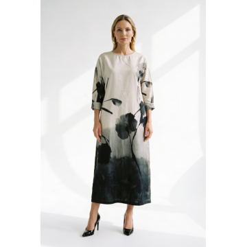 Rochie lunga din bumbac, cu imprimeu artistic cu flori negre si croi lejer elegant