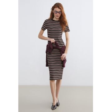 Rochie midi cu striatii si dungi - Alb/Maro inchis/Roz deschis