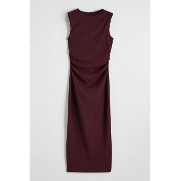 Rochie texturata fara maneci - Visiniu