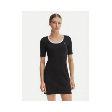 Rochie cambrata scurta cu decupaj la spate