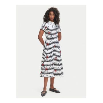 Rochie cu decolteu rotund si model in dungi