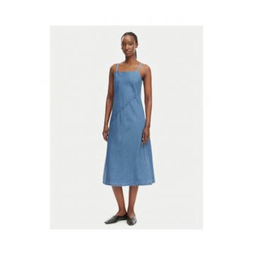 Rochie din denim