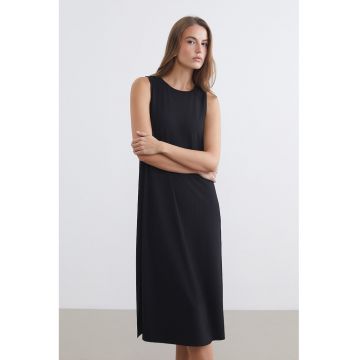 Rochie midi cu croiala dreapta si model uni - Negru