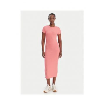 rochie midi cu decolteul rotund și mâneca scurtă