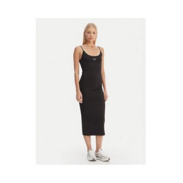 Rochie midi decolteul rotund și bretelele