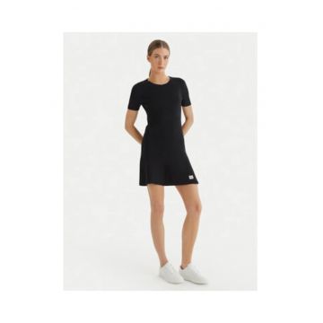 Rochie mini cu decoltetu rotund