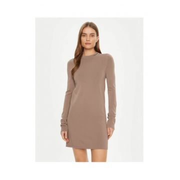 Rochie scurta cu maneca lunga -
