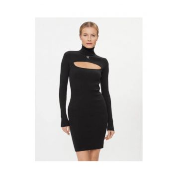 Rochie tricotata cu decupaj