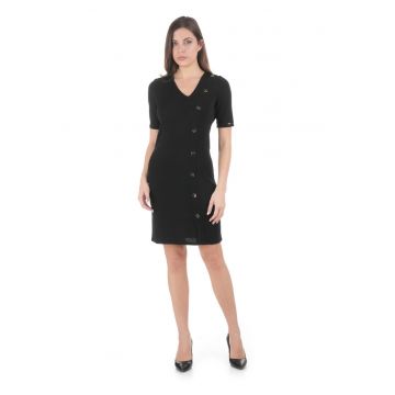 Rochie tricotata decolteu in V si nasturi decorativi -